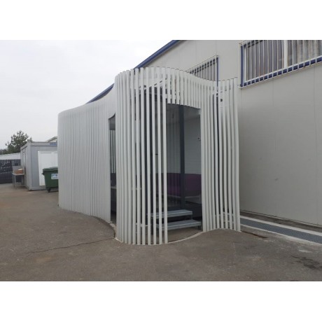 Realizare structura metalica fumoar Klingspor Romania