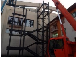 Realizare structura metalica scara exterioara incendiu. Facultatea Hidrotehnica.